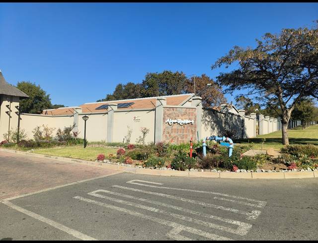1 bed property to rent in BUSHWILLOW PARK
